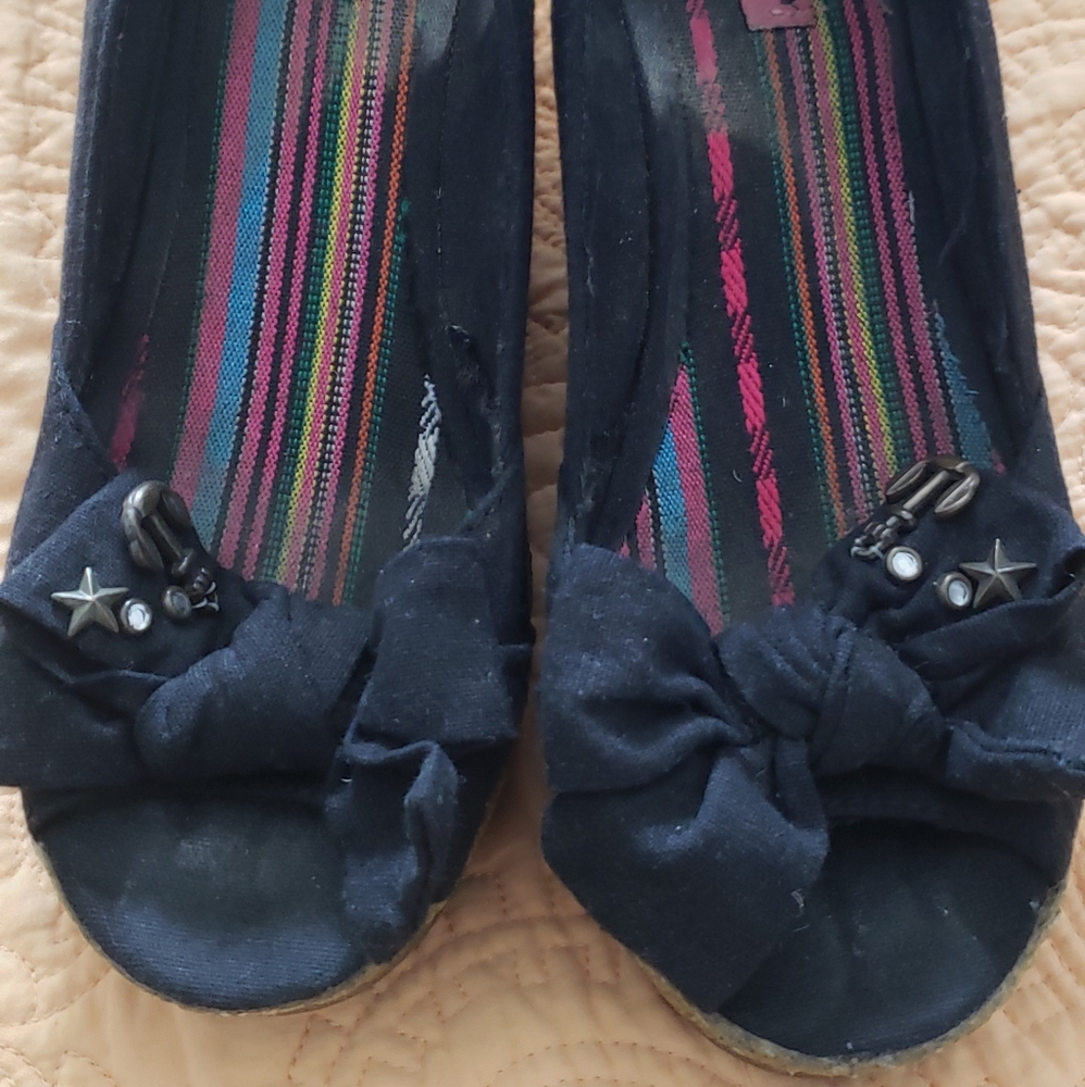Summer platforms - Picture 2 of 3